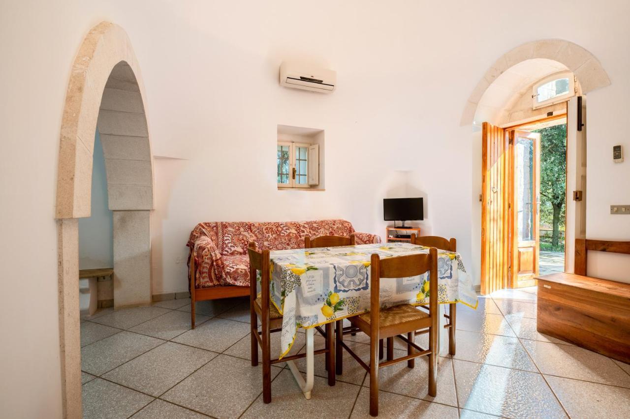 Trullo Nova - Ostuni Villa Bagian luar foto