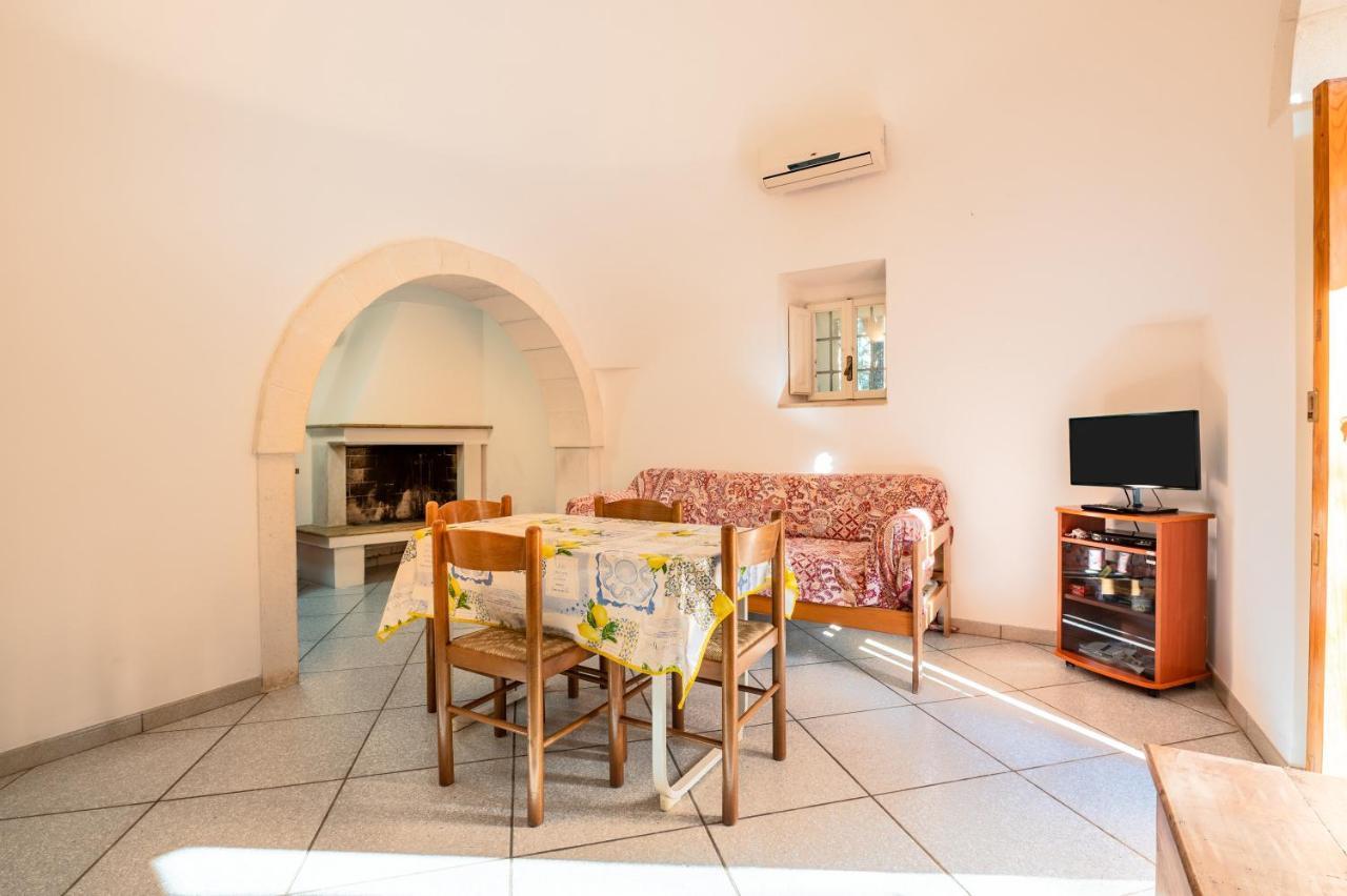Trullo Nova - Ostuni Villa Bagian luar foto