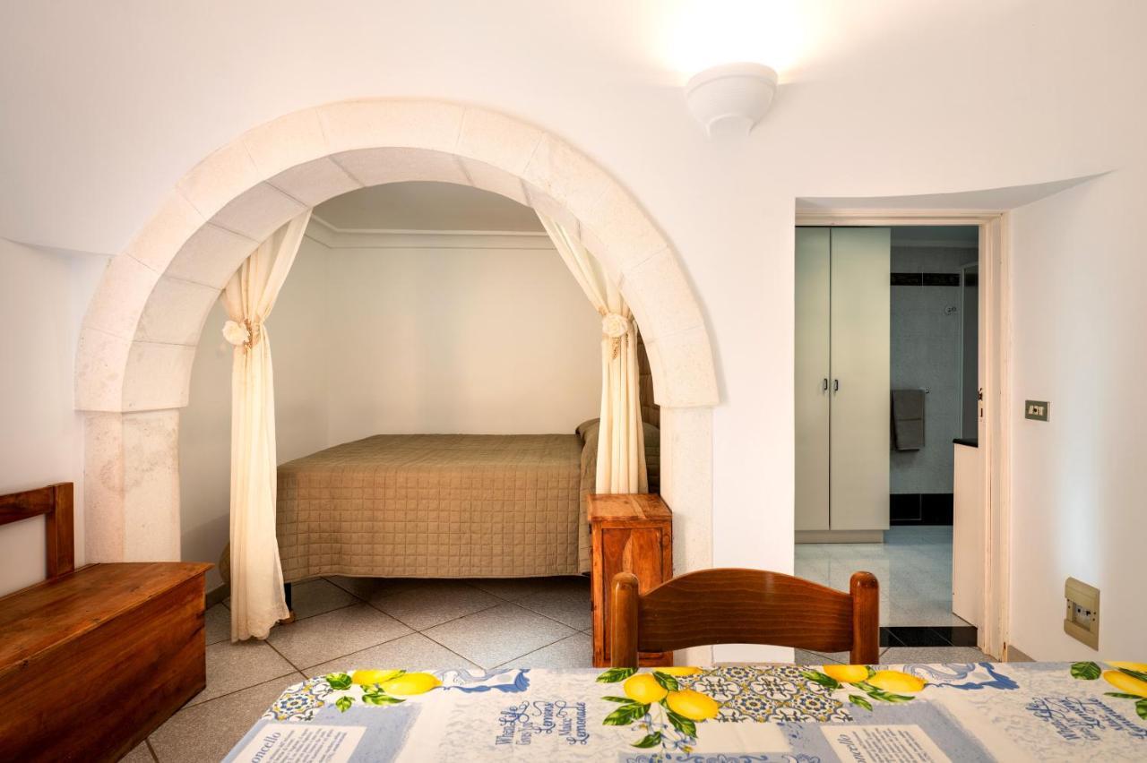 Trullo Nova - Ostuni Villa Bagian luar foto